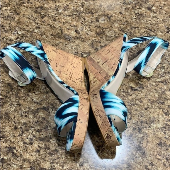 NY & Co Multicolor Women’s  Platform Wedge… - Picture 2 of 6